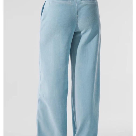 ALO Micro Corduroy Mid-Rise Dreamer Wide Leg Trouser - Picture 3 of 7